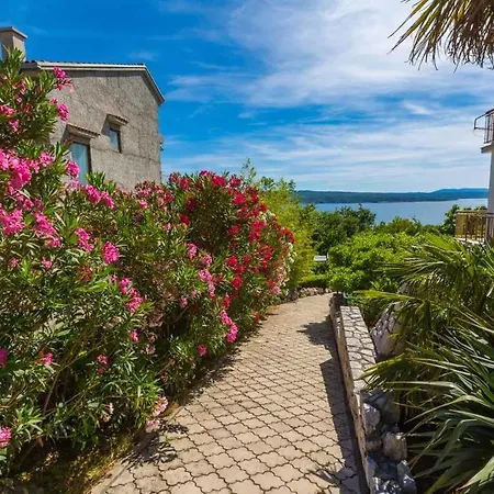 Appartamento Two-bedroom 3 *