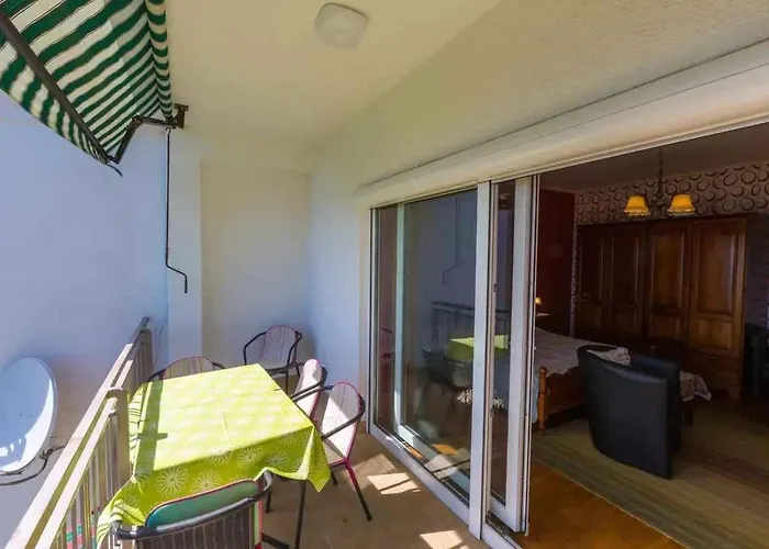 公寓 Two-bedroom 3 *