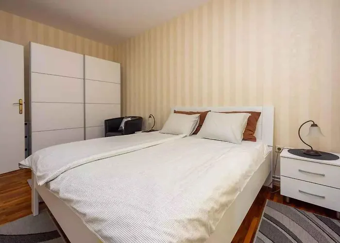 公寓 Two-bedroom 3 茨里克韦尼察