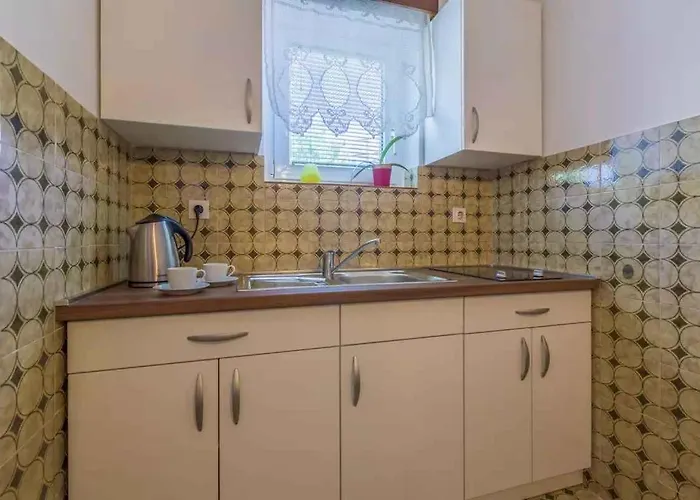 Two-bedroom 3 公寓 *